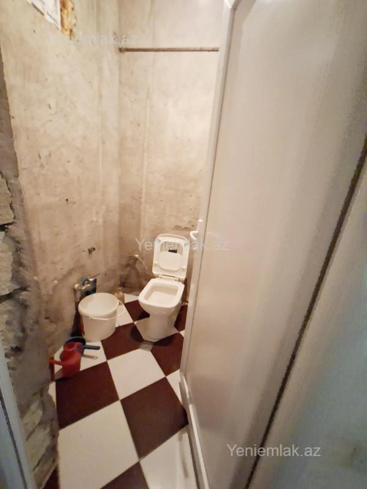 Satılır 4 otaqlı həyət evi 140 m²