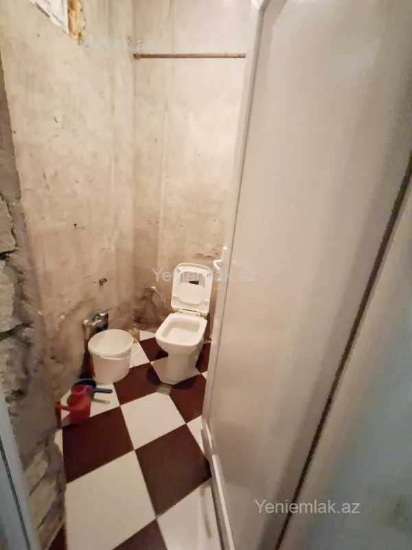 Satılır 4 otaqlı həyət evi 140 m²