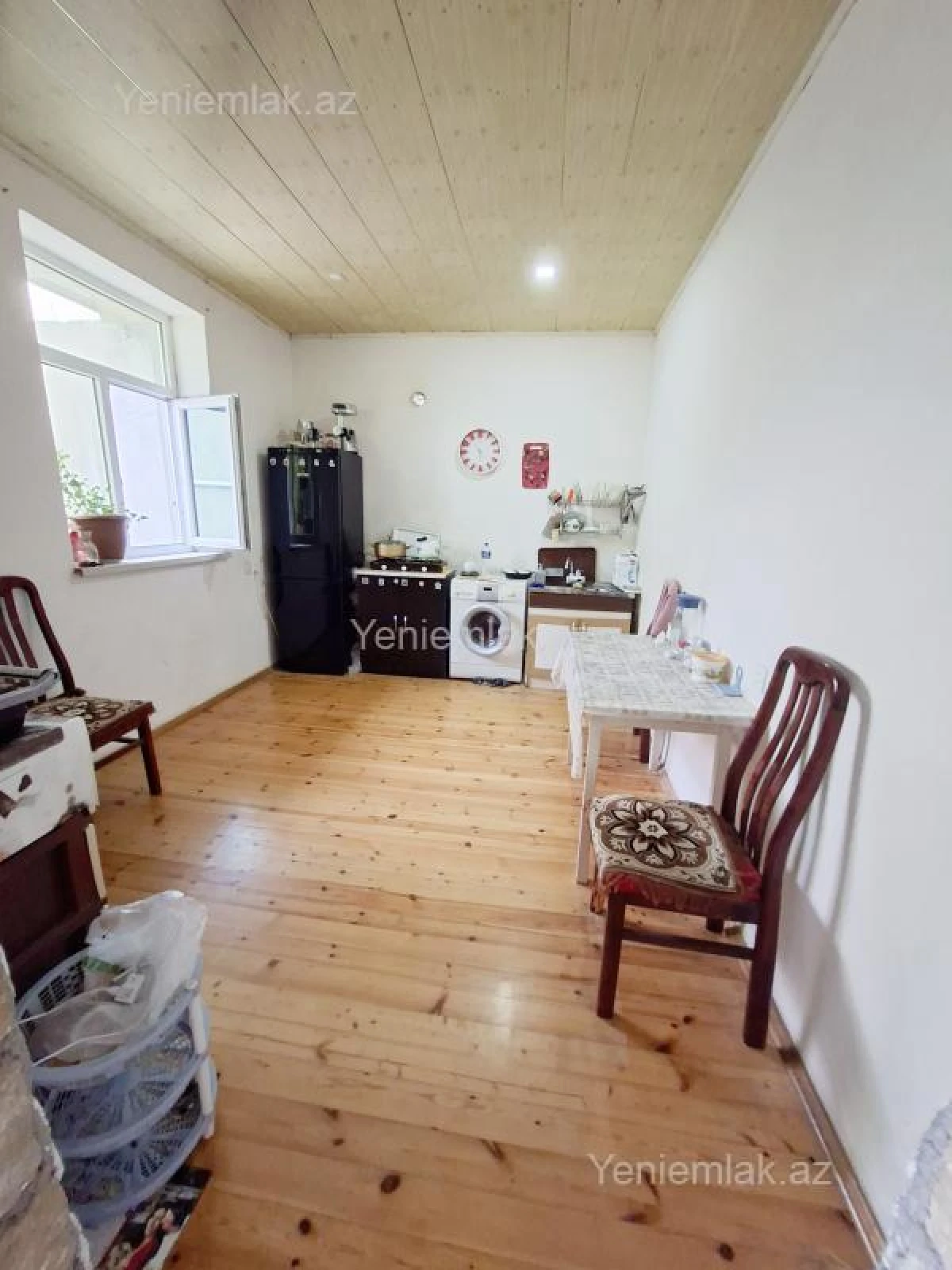 Satılır 4 otaqlı həyət evi 140 m²