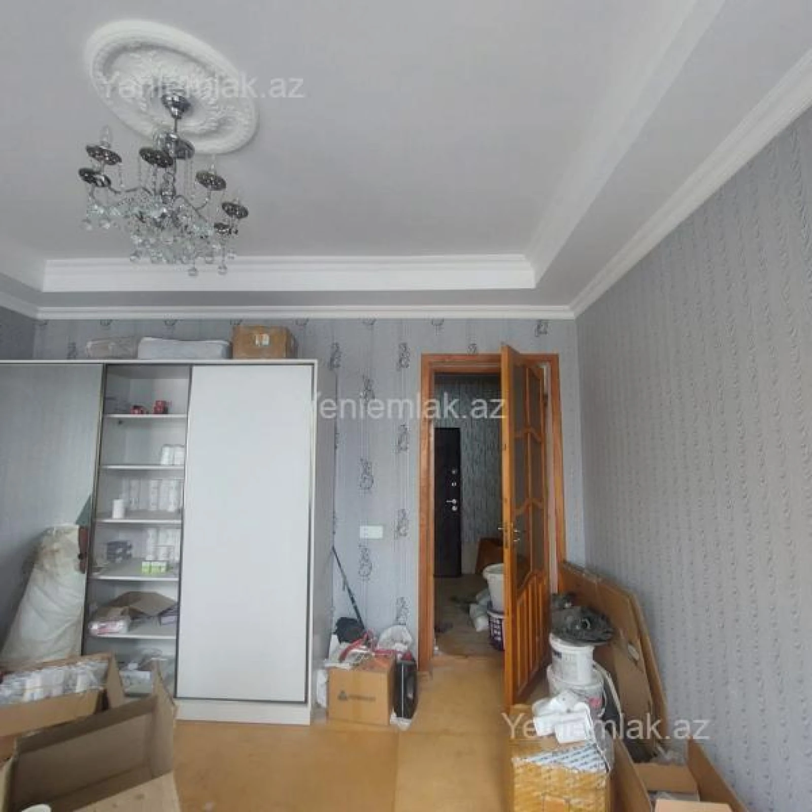 Satılır 2 otaqlı köhnə tikili 56 m²