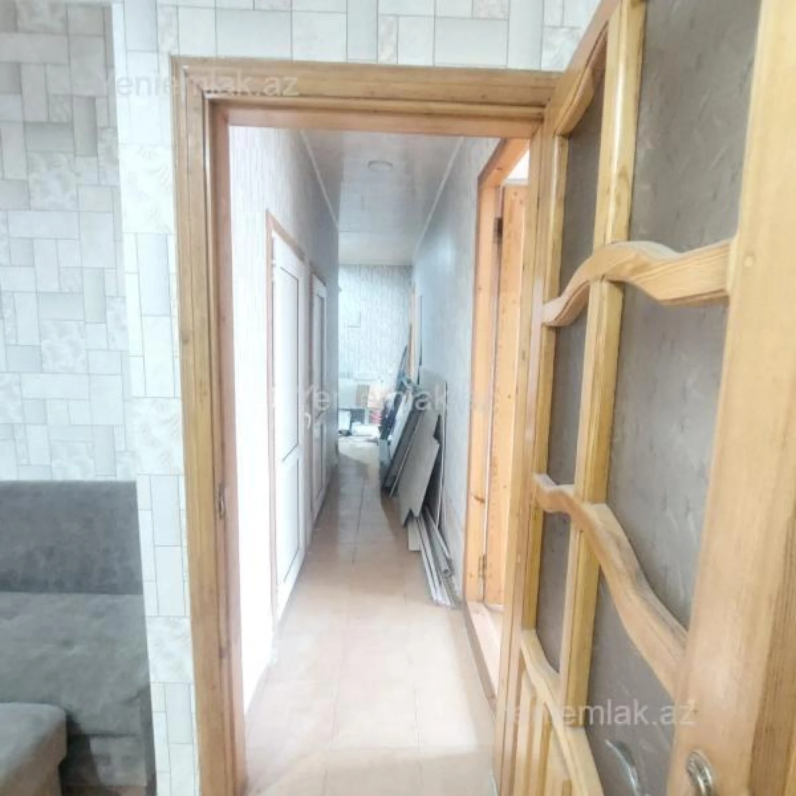 Satılır 2 otaqlı köhnə tikili 56 m²