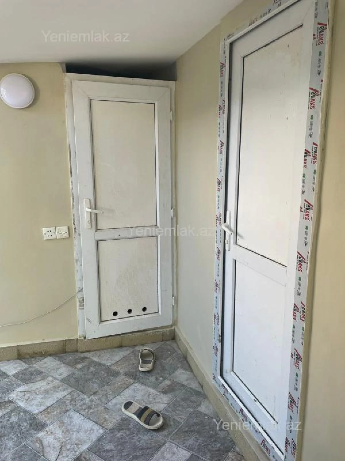 Satılır 3 otaqlı həyət evi 80 m²