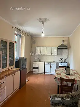 Satılır 4 otaqlı həyət evi 180 m²