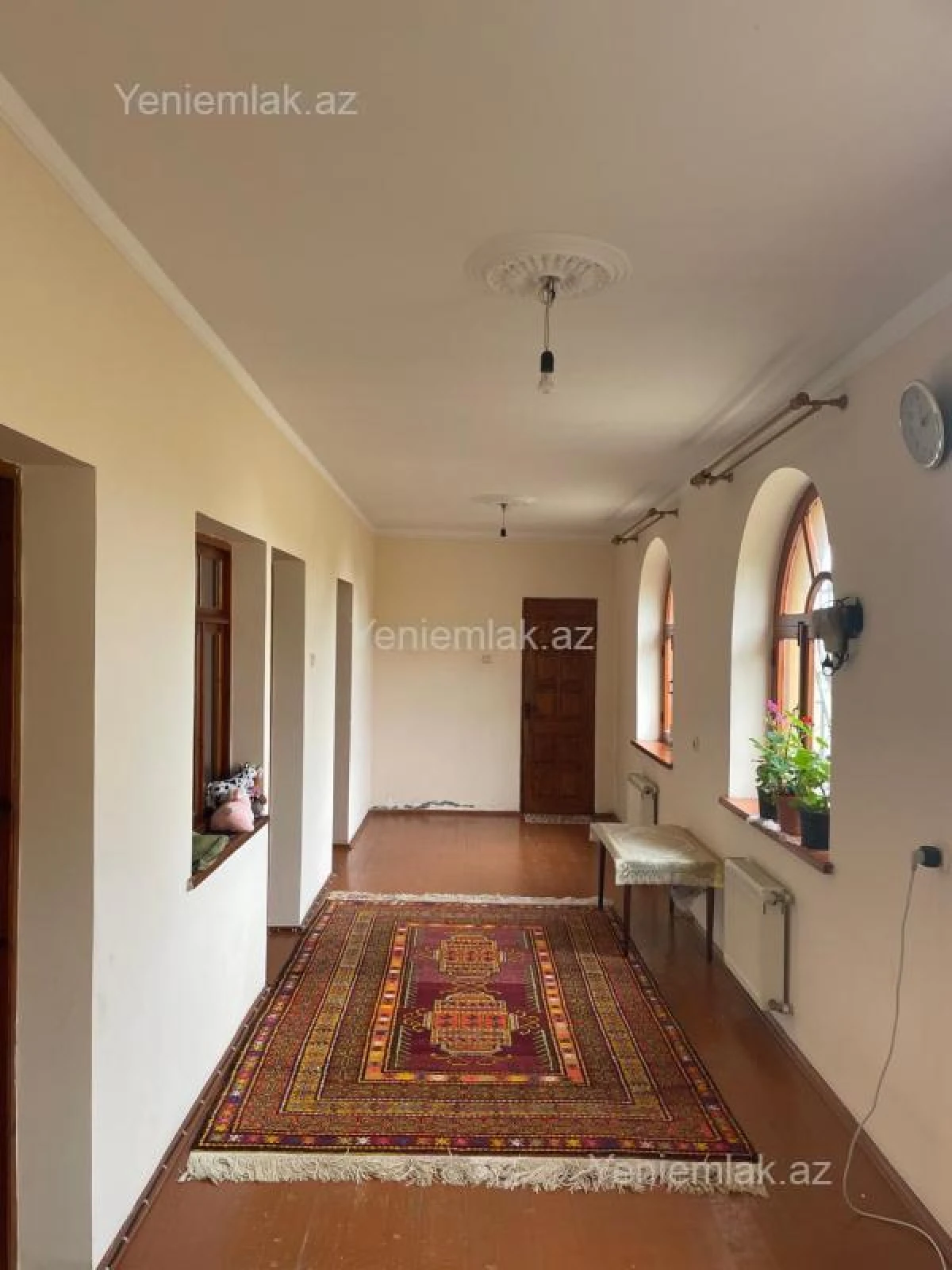 Satılır 4 otaqlı həyət evi 180 m²
