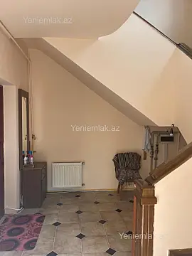 Satılır 4 otaqlı həyət evi 180 m²