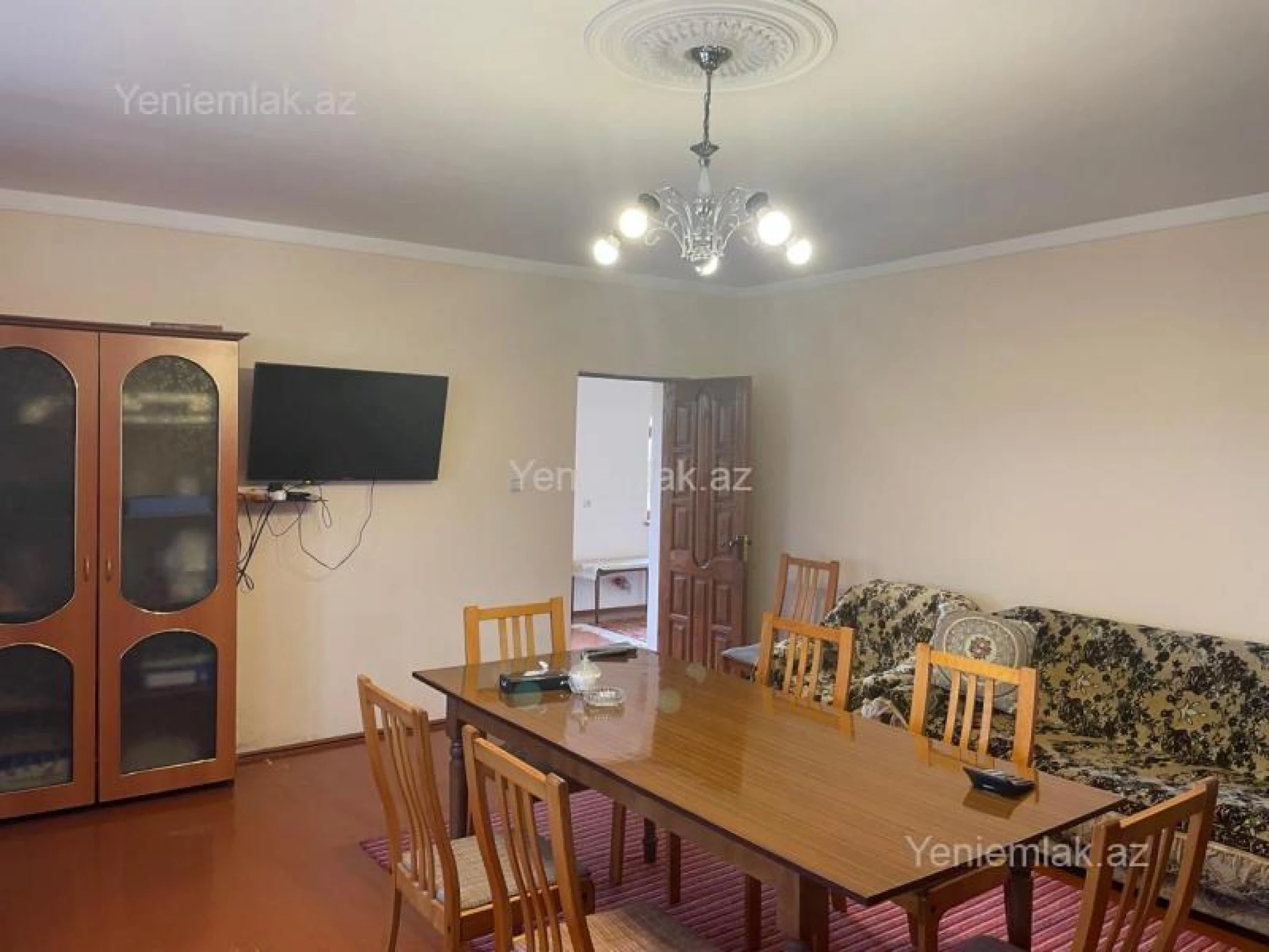 Satılır 4 otaqlı həyət evi 180 m²