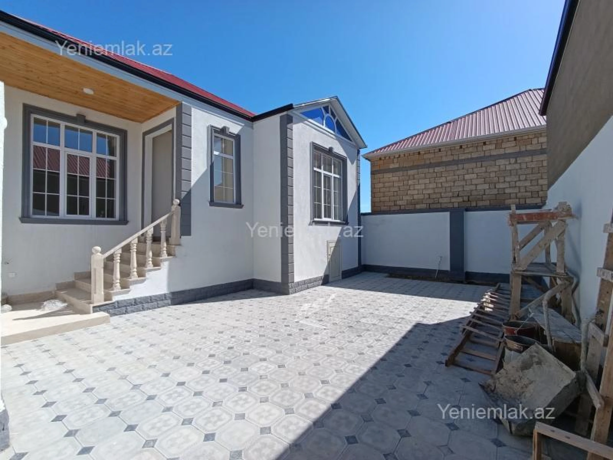Satılır 4 otaqlı həyət evi 120 m²