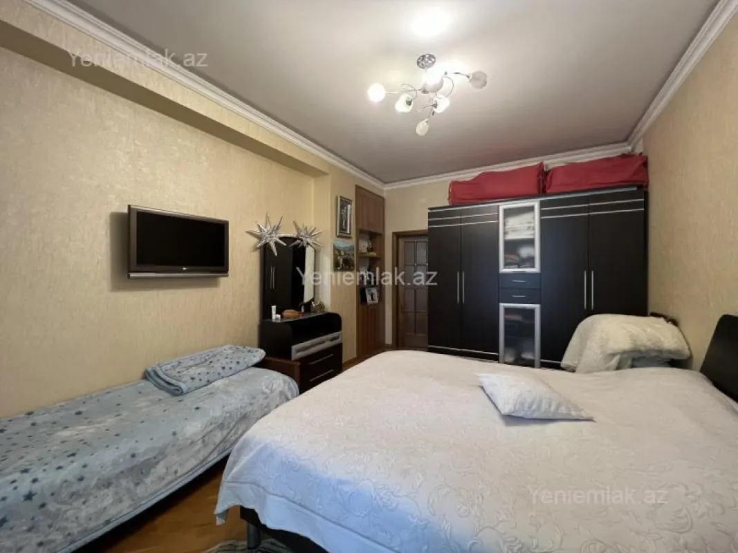 Satılır 3 otaqlı yeni tikili 158 m²