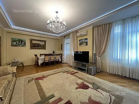 Satılır 3 otaqlı yeni tikili 158 m²