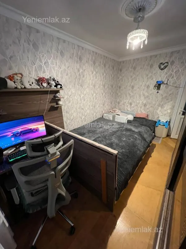 Satılır 3 otaqlı köhnə tikili 75 m²