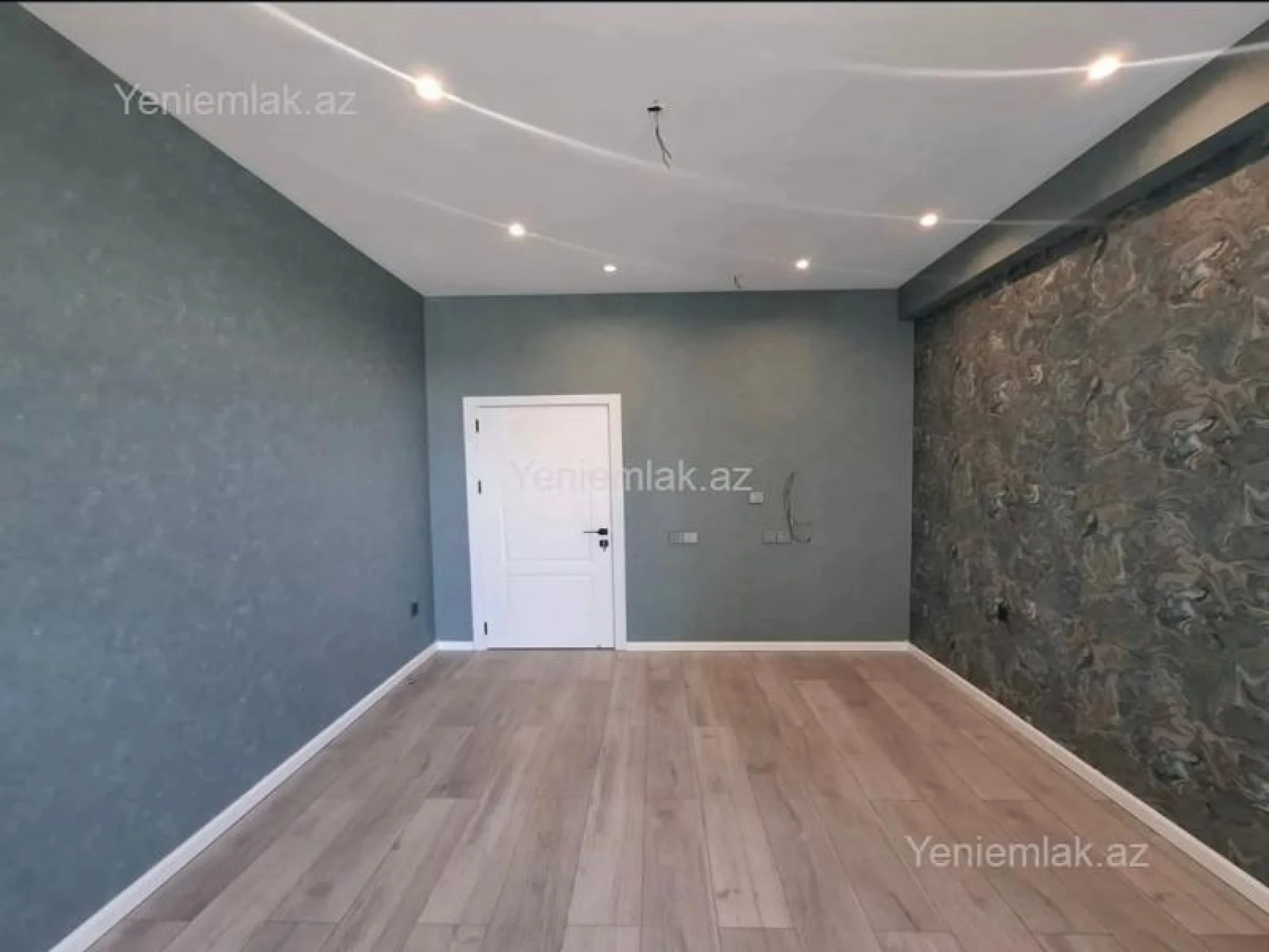 Satılır 3 otaqlı yeni tikili 97 m²