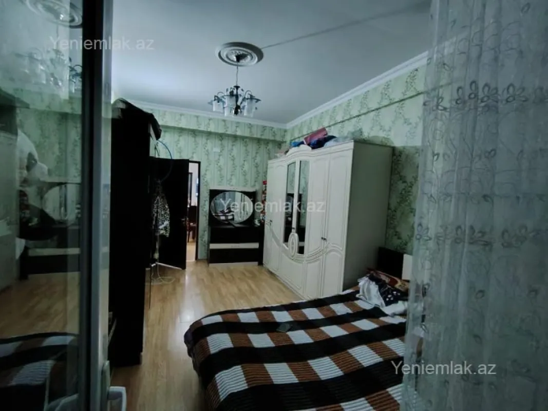 Satılır 3 otaqlı yeni tikili 135 m²