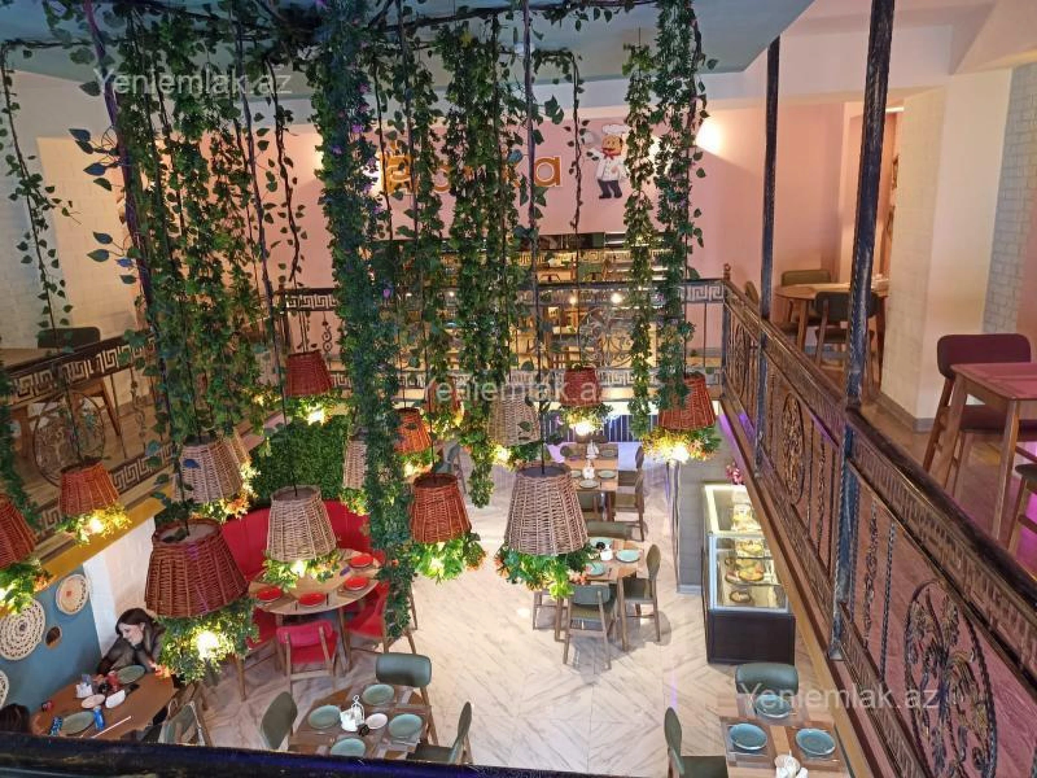 Satılır 2 otaqlı obyekt 200 m²