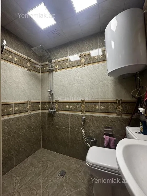 Satılır 3 otaqlı yeni tikili 56 m²