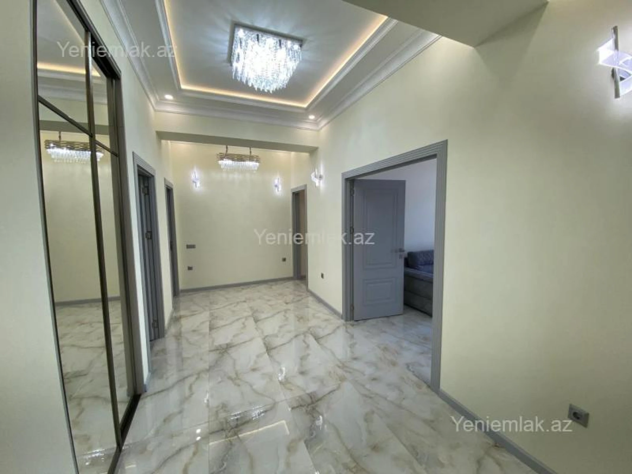 Satılır 4 otaqlı yeni tikili 140 m²
