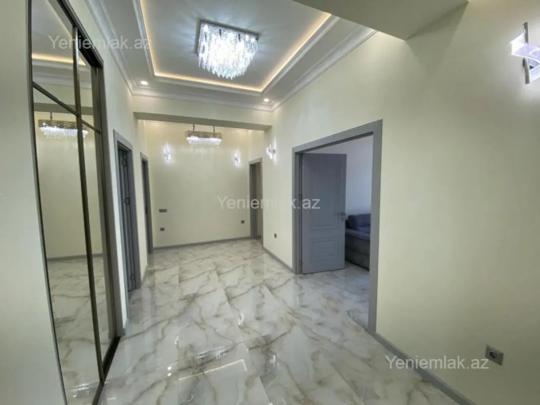 Satılır 4 otaqlı yeni tikili 140 m²