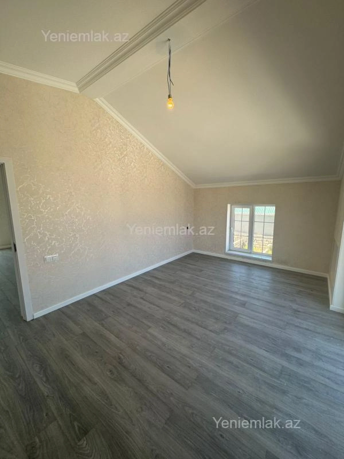 Satılır 4 otaqlı həyət evi 150 m²