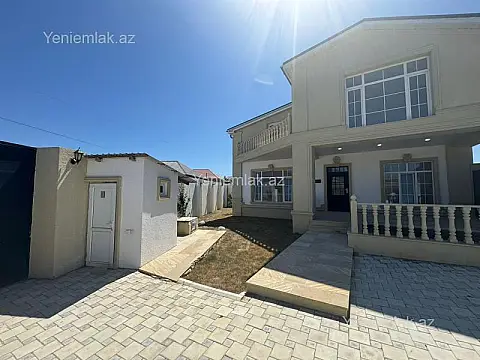 Satılır 4 otaqlı həyət evi 150 m²