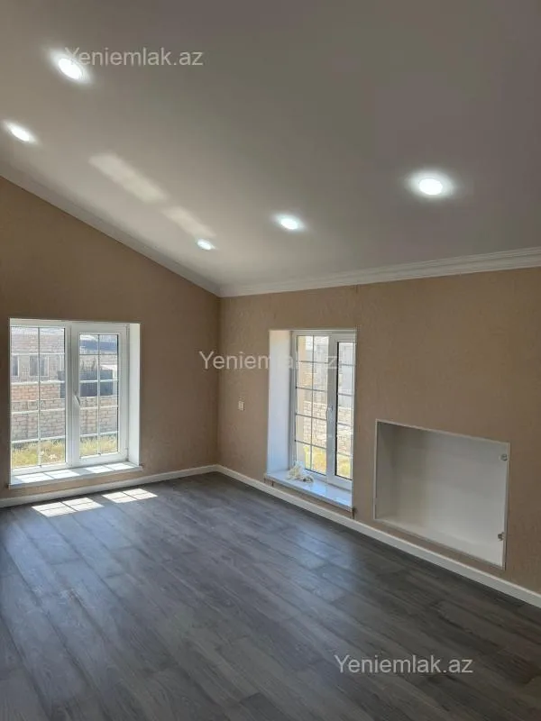 Satılır 4 otaqlı həyət evi 150 m²