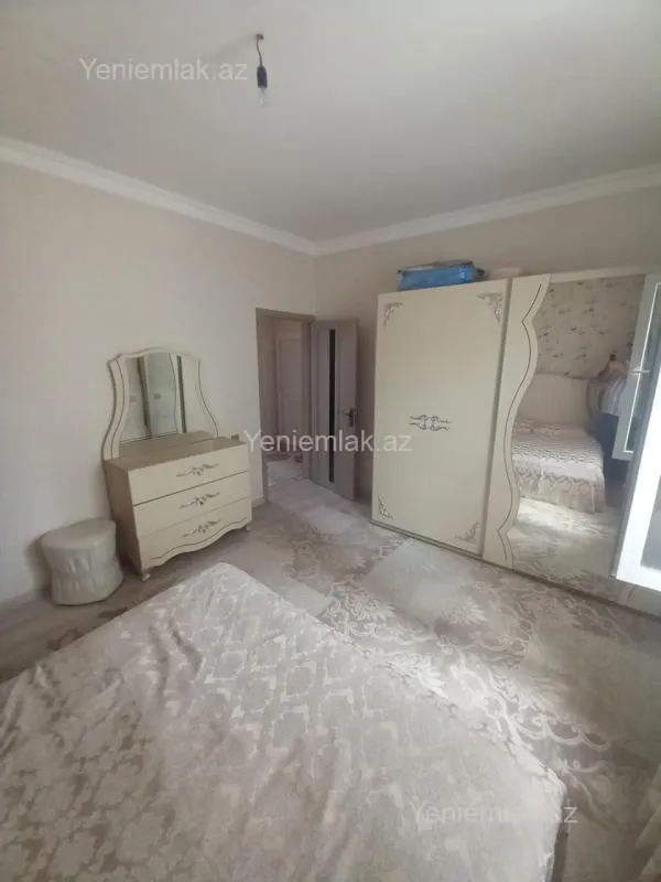 Satılır 3 otaqlı həyət evi 100 m²