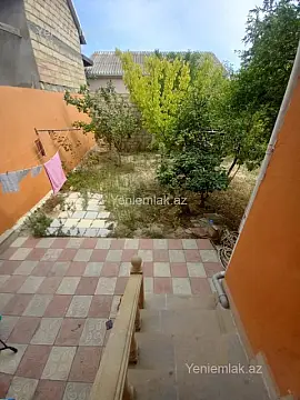 Satılır 3 otaqlı həyət evi 100 m²