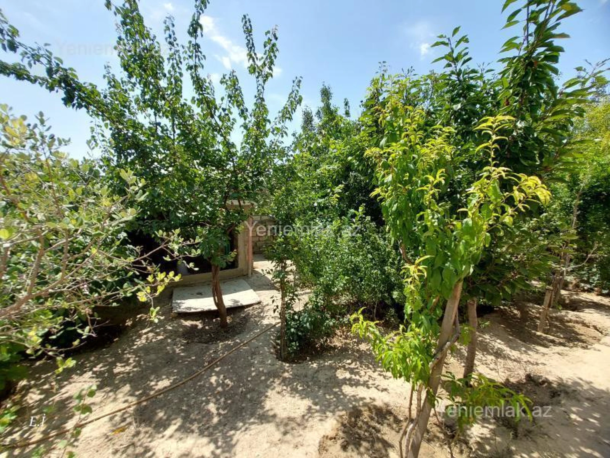 Satılır 4 otaqlı həyət evi 124 m²