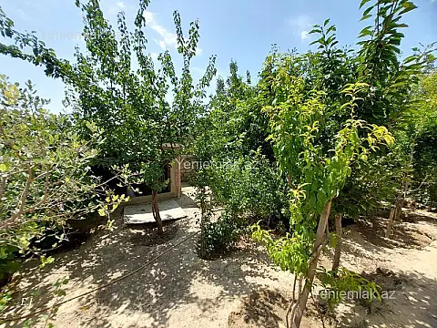 Satılır 4 otaqlı həyət evi 124 m²