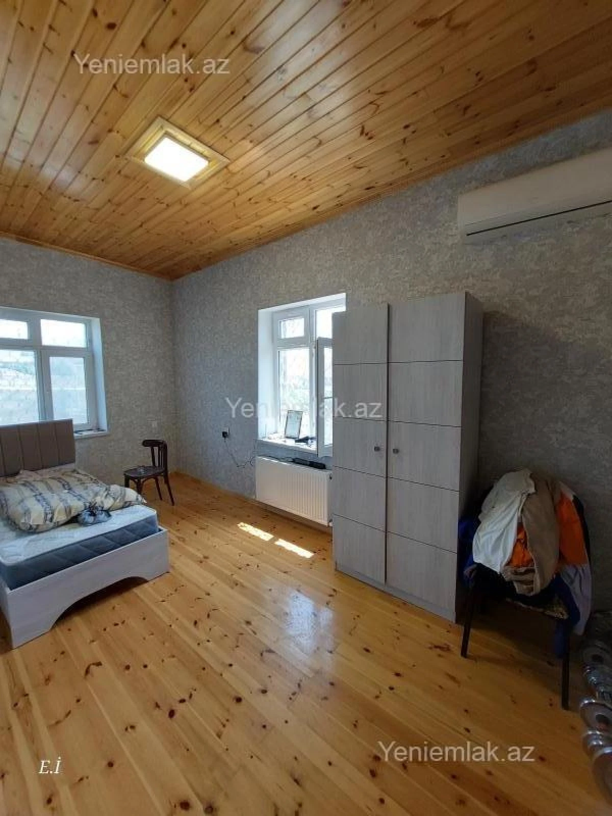 Satılır 4 otaqlı həyət evi 124 m²