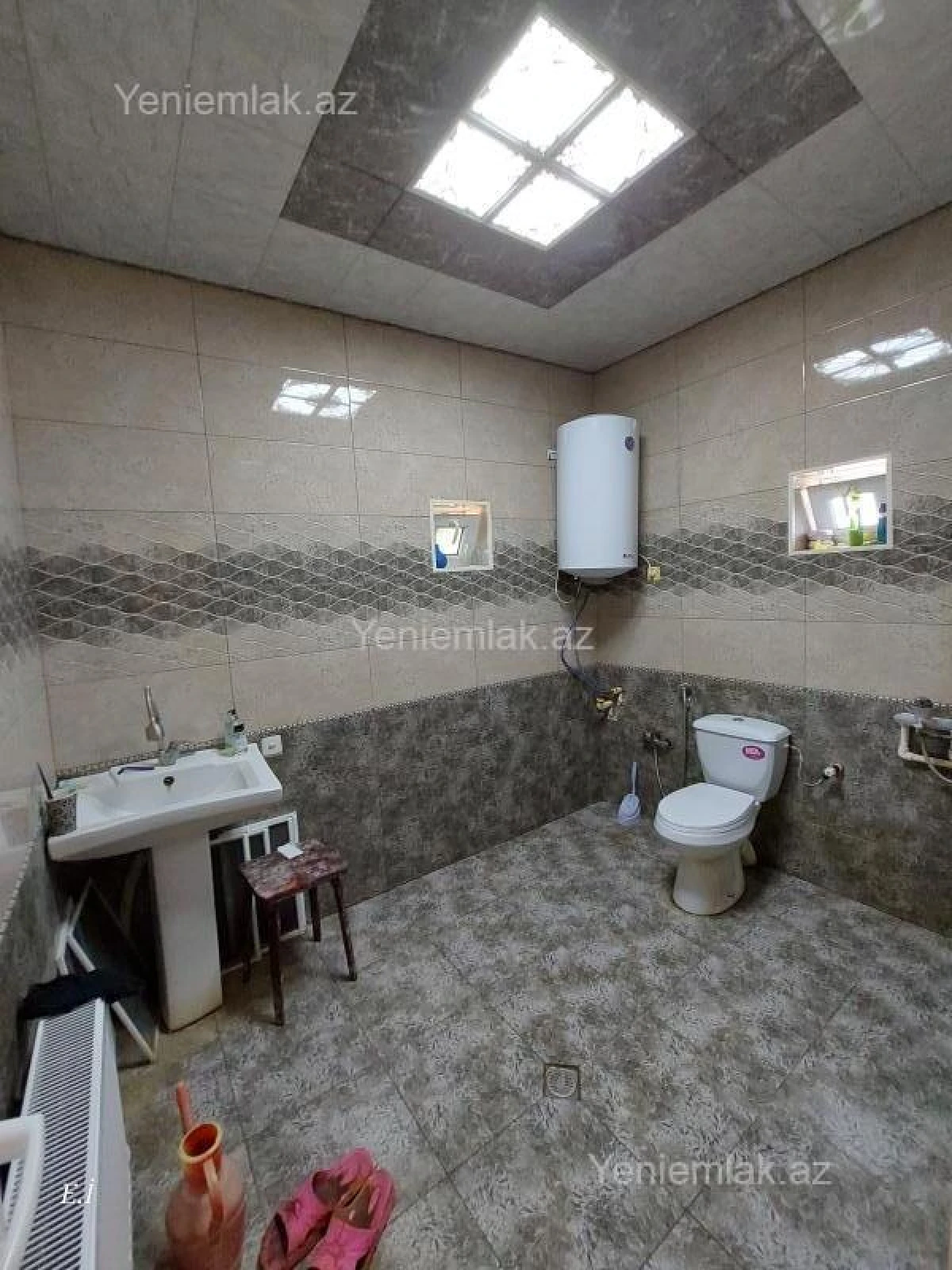 Satılır 4 otaqlı həyət evi 124 m²