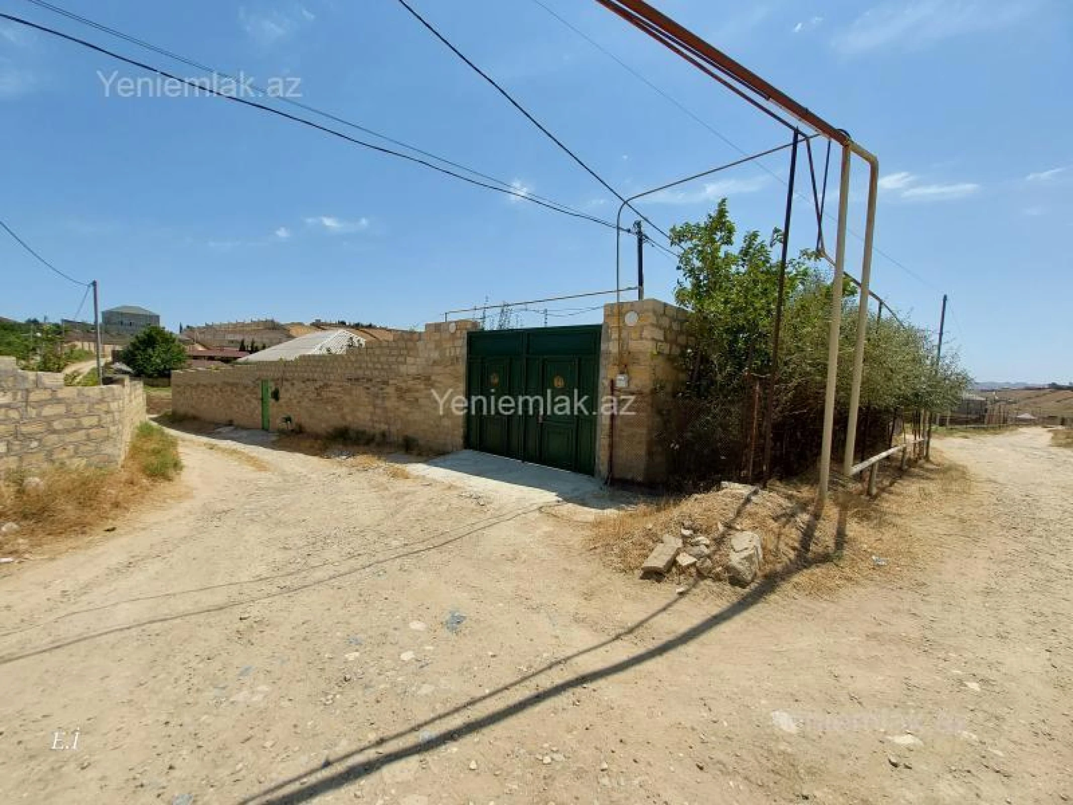 Satılır 4 otaqlı həyət evi 124 m²