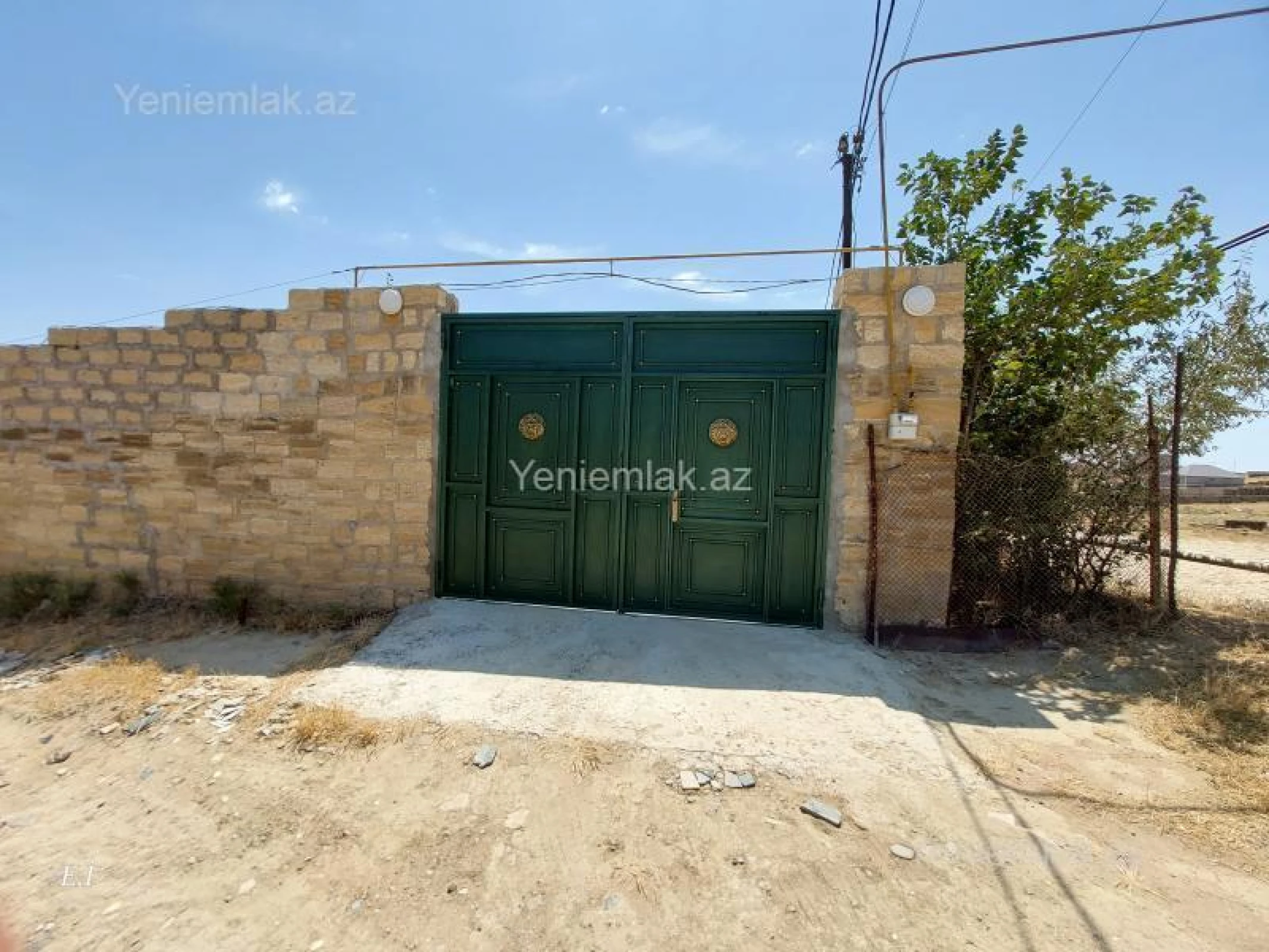 Satılır 4 otaqlı həyət evi 124 m²