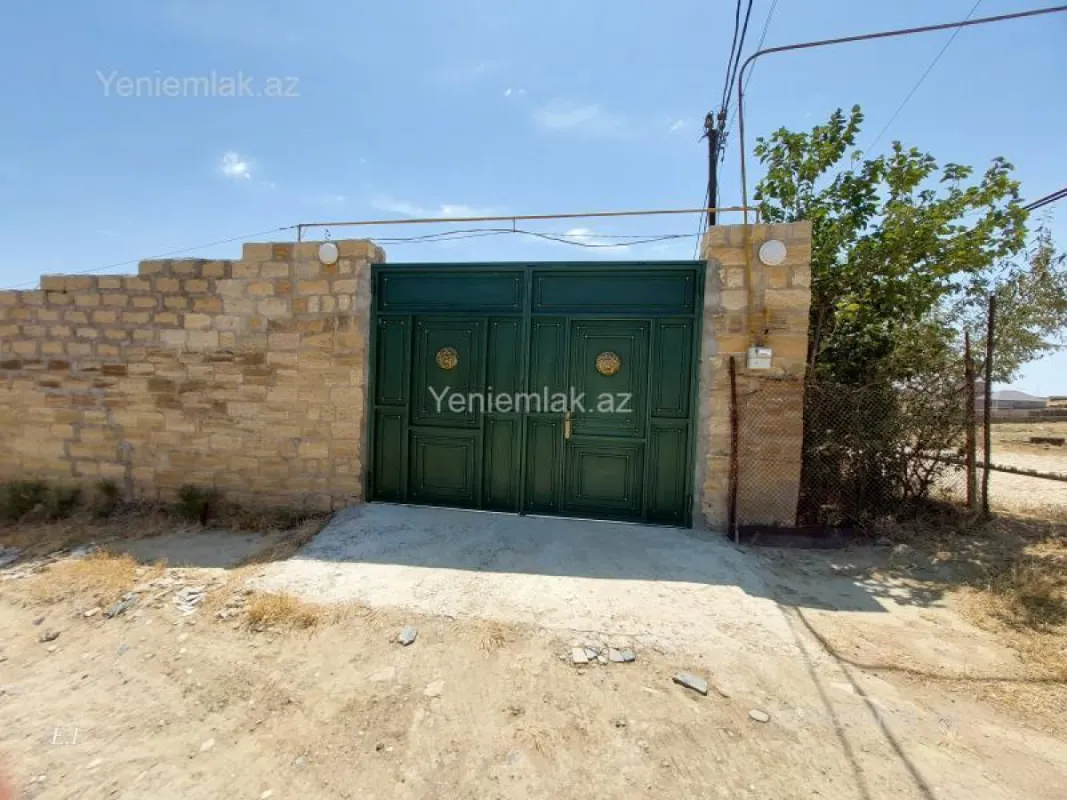 Satılır 4 otaqlı həyət evi 124 m²