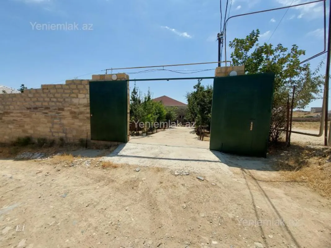 Satılır 4 otaqlı həyət evi 124 m²