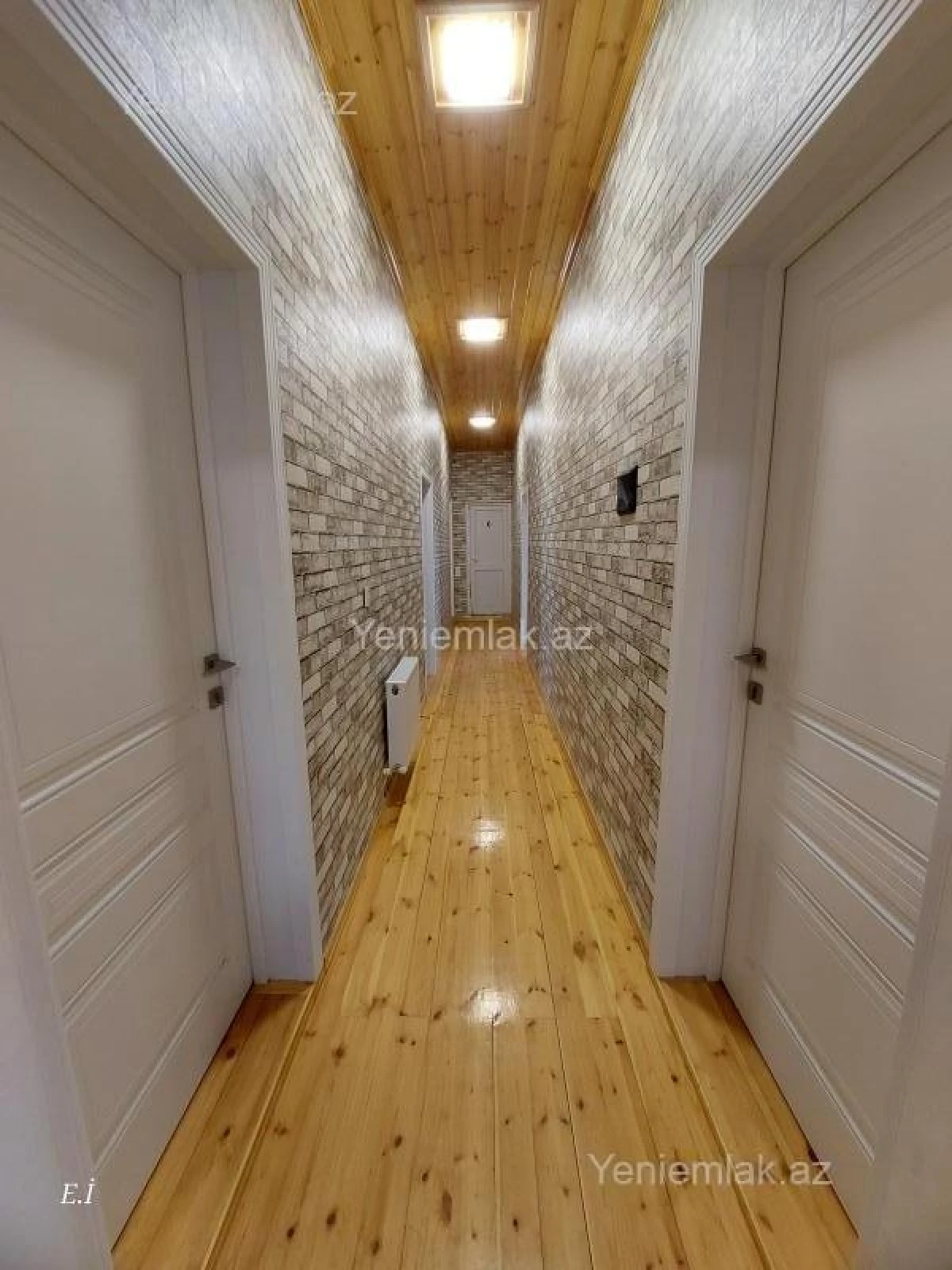 Satılır 4 otaqlı həyət evi 124 m²