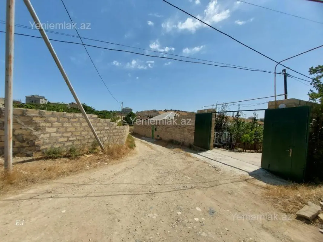 Satılır 4 otaqlı həyət evi 124 m²