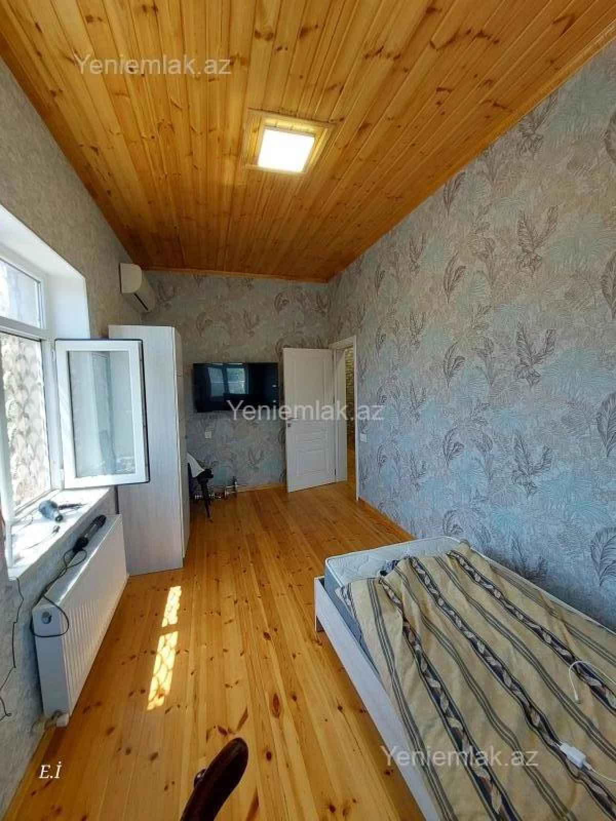 Satılır 4 otaqlı həyət evi 124 m²