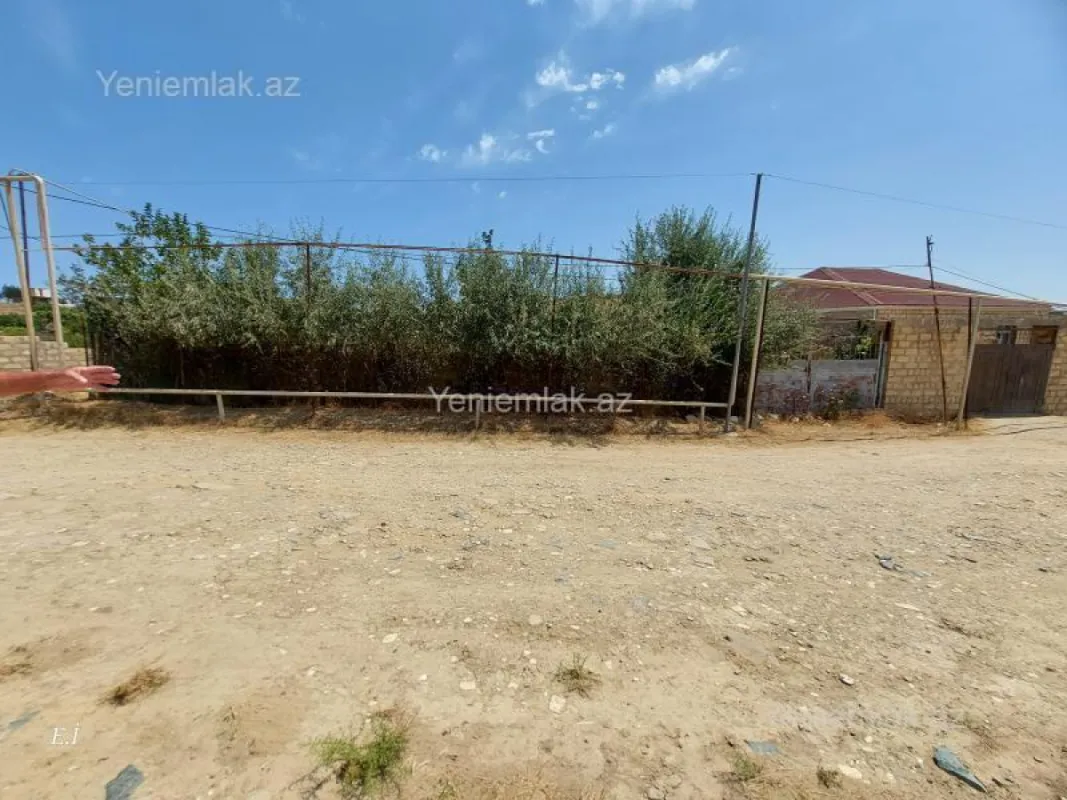 Satılır 4 otaqlı həyət evi 124 m²