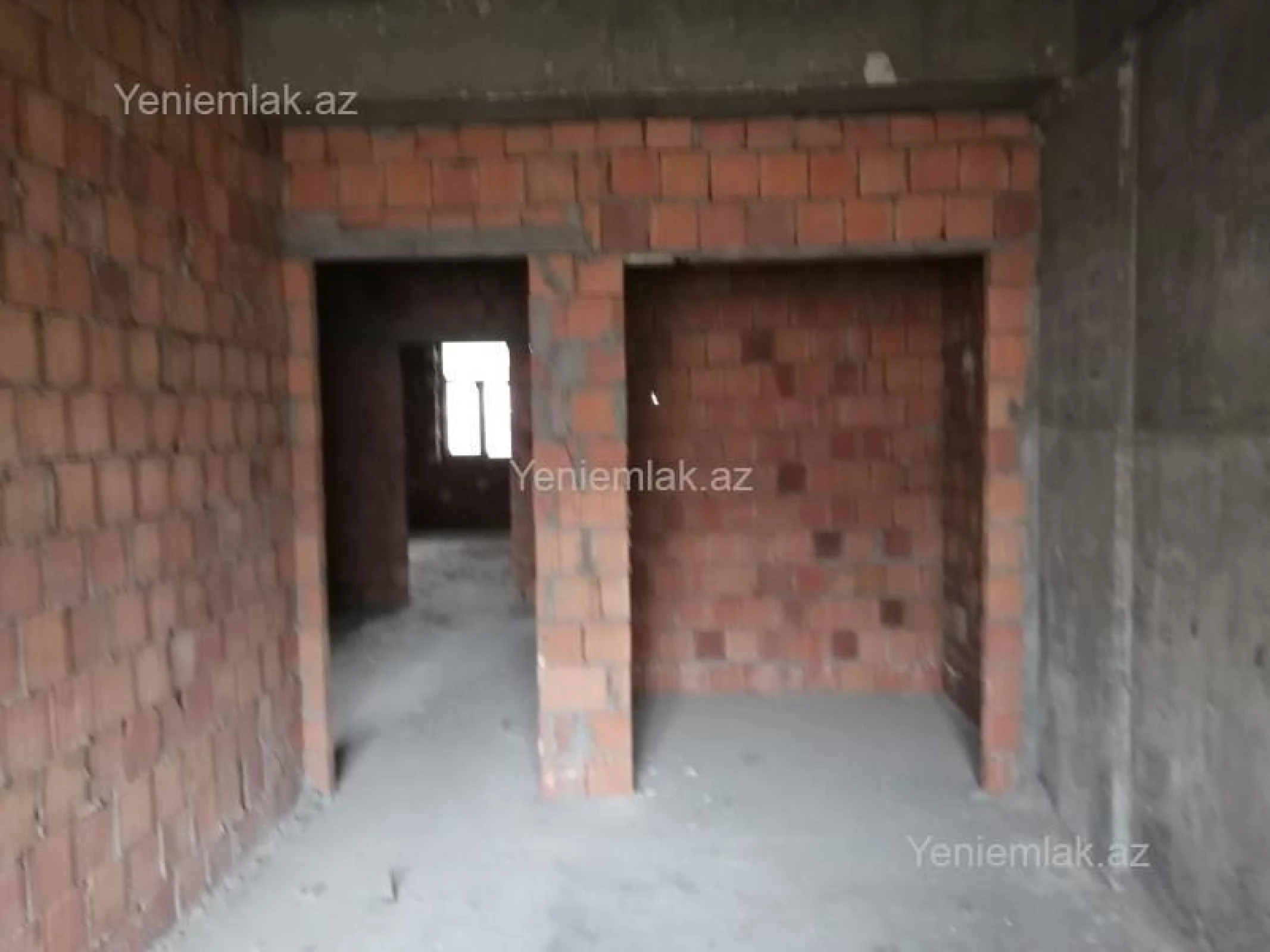 Satılır 2 otaqlı yeni tikili 76 m²