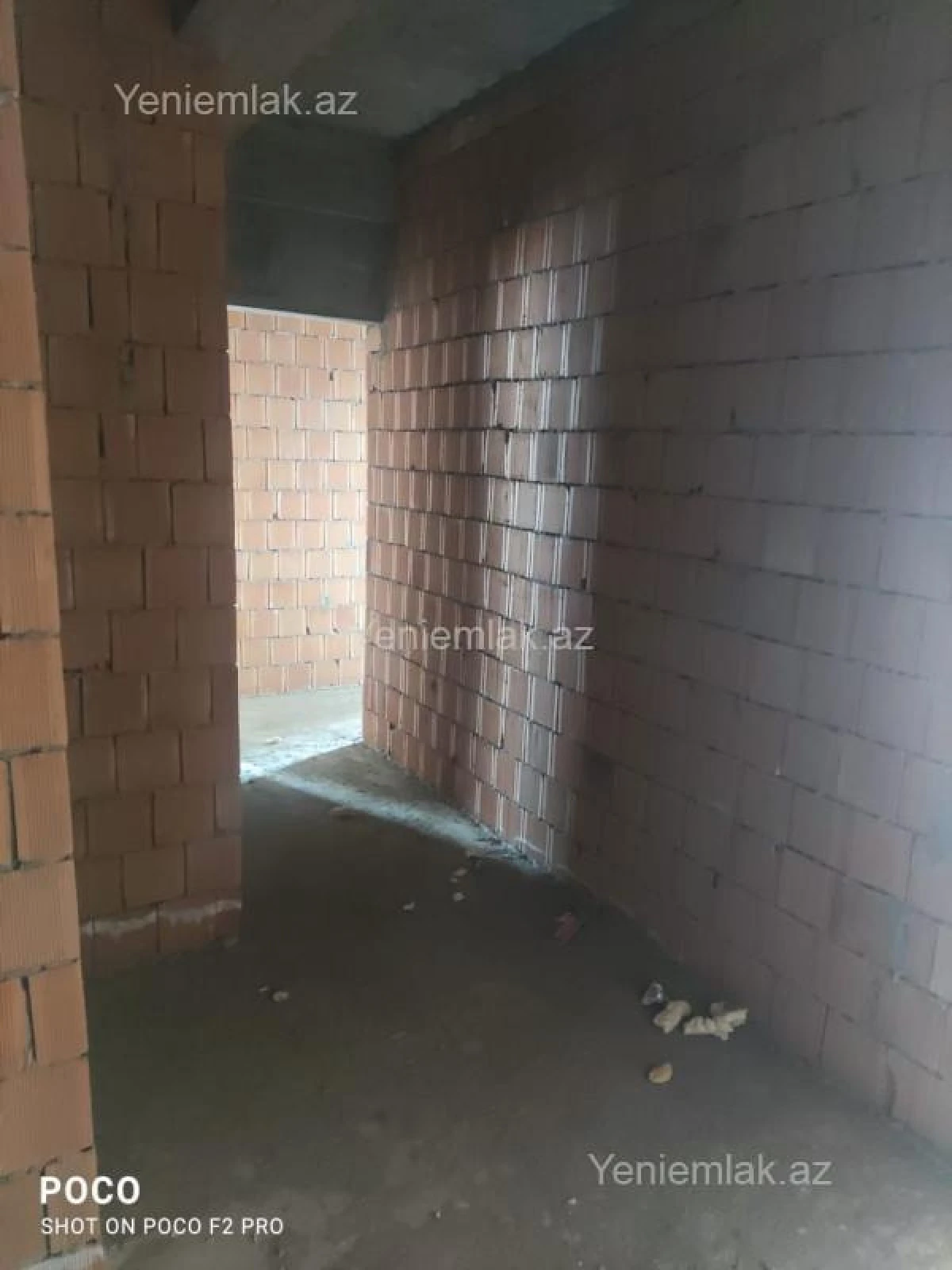 Satılır 2 otaqlı yeni tikili 76 m²