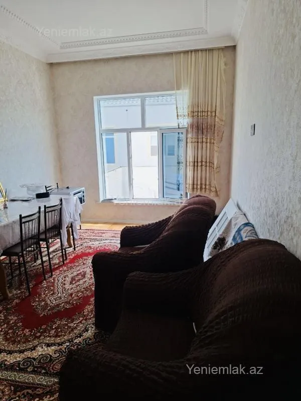 Satılır 4 otaqlı həyət evi 80 m²