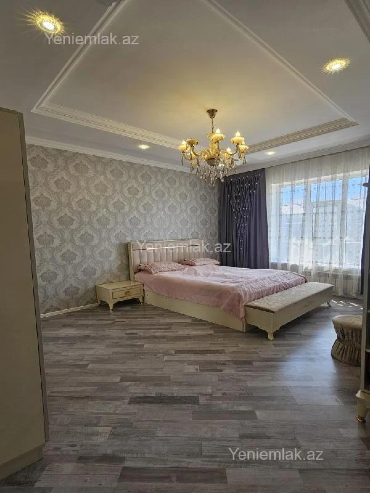 Satılır 5 otaqlı həyət evi 180 m²