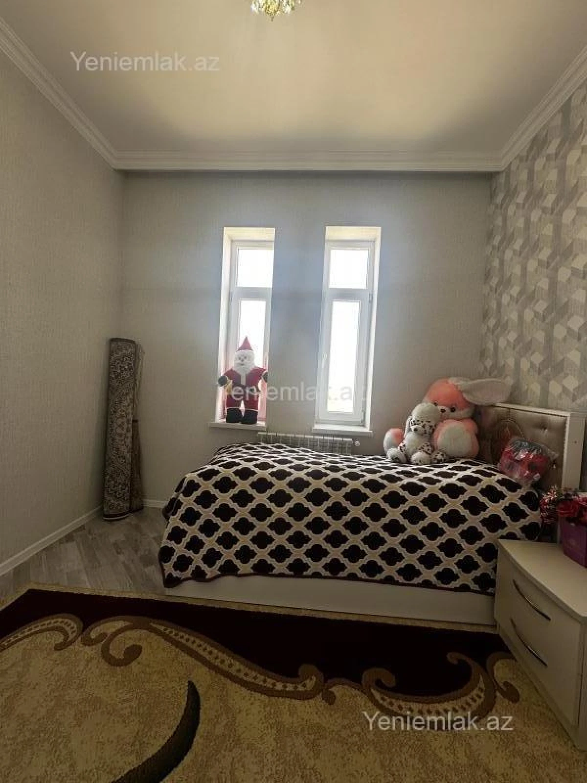 Satılır 5 otaqlı həyət evi 180 m²