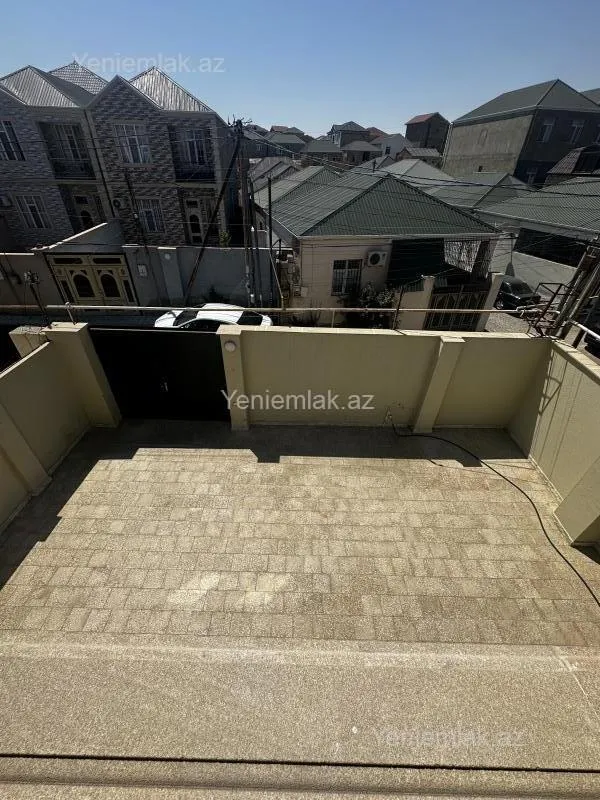 Satılır 5 otaqlı həyət evi 180 m²