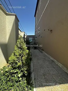 Satılır 5 otaqlı həyət evi 180 m²
