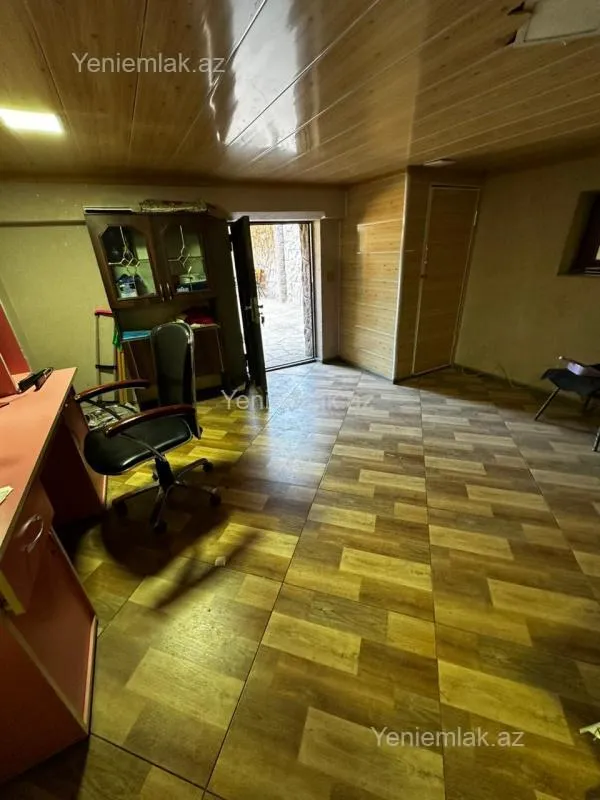 Satılır 4 otaqlı həyət evi 100 m²