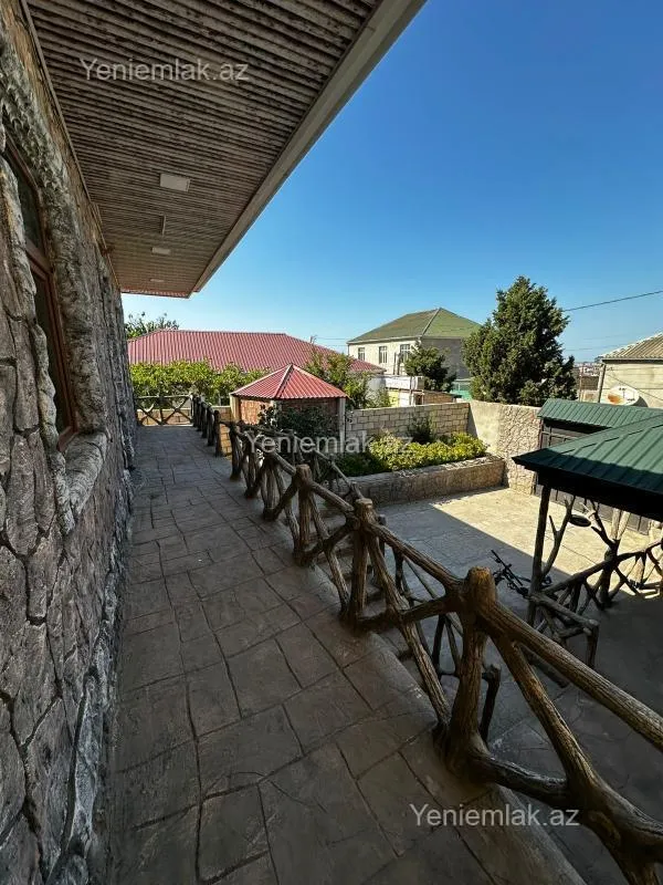 Satılır 4 otaqlı həyət evi 100 m²