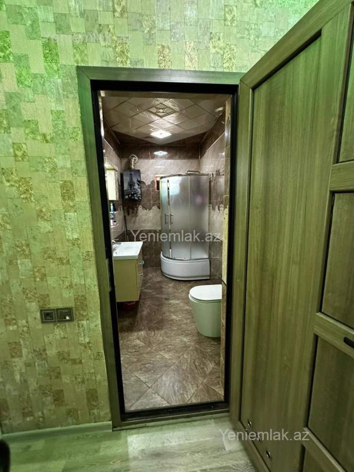 Satılır 4 otaqlı həyət evi 100 m²