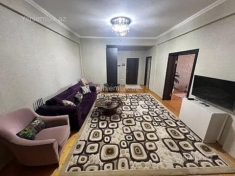 Satılır 4 otaqlı köhnə tikili 138 m²
