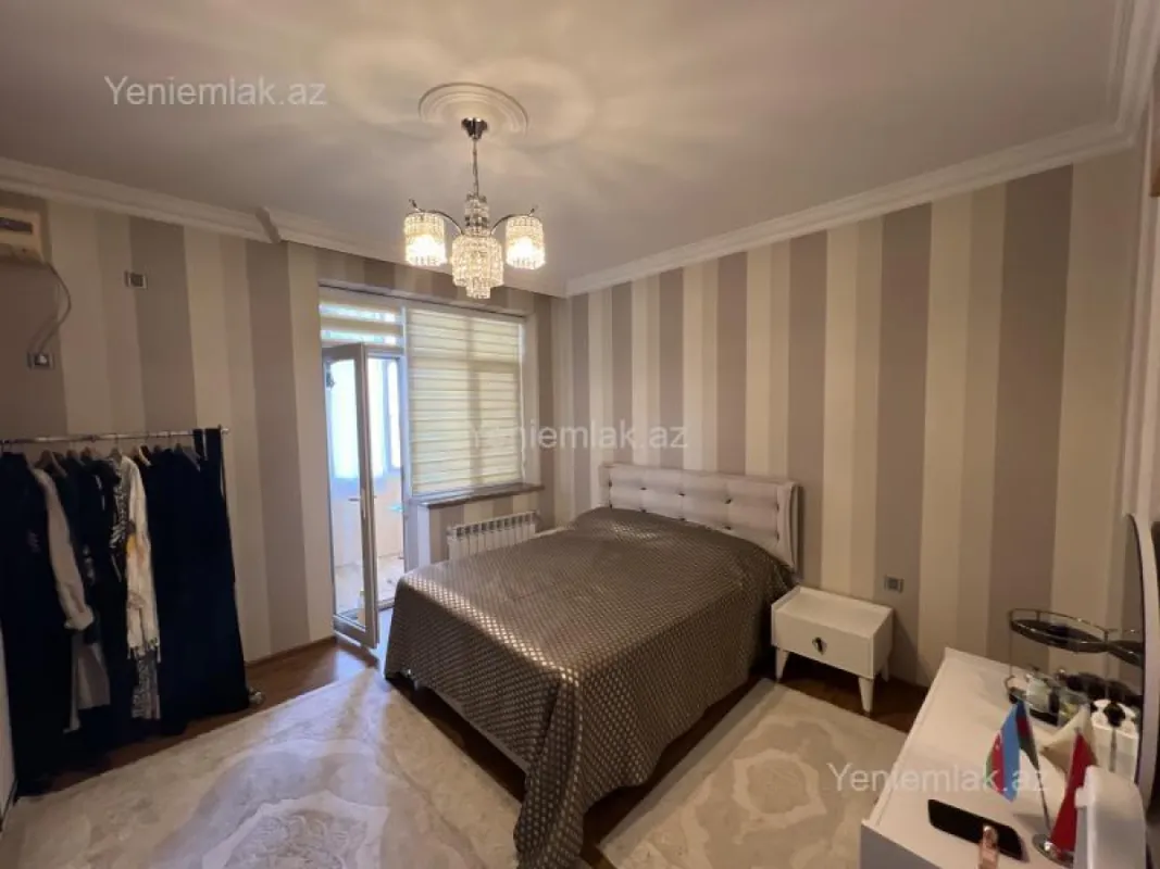 Satılır 4 otaqlı yeni tikili 183 m²