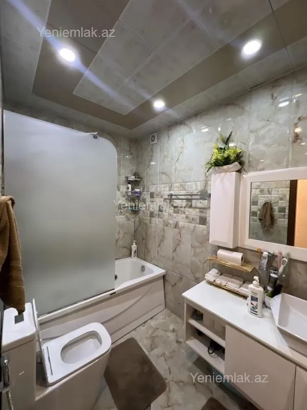 Satılır 4 otaqlı yeni tikili 183 m²